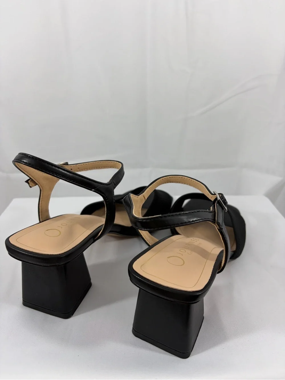 NWT Journee Women’s Size 9 Soft Black 2 Inch Block Heel Ankle Strap Sandals
